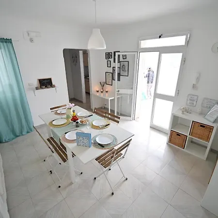 Adua Villa Torre Santa Sabina